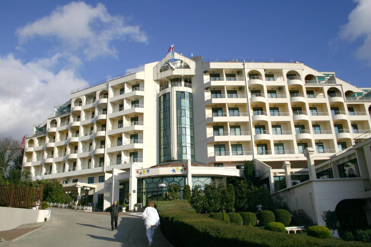 Sanatorium Oktyabrskiy Hotel Sochi Ngoại thất bức ảnh