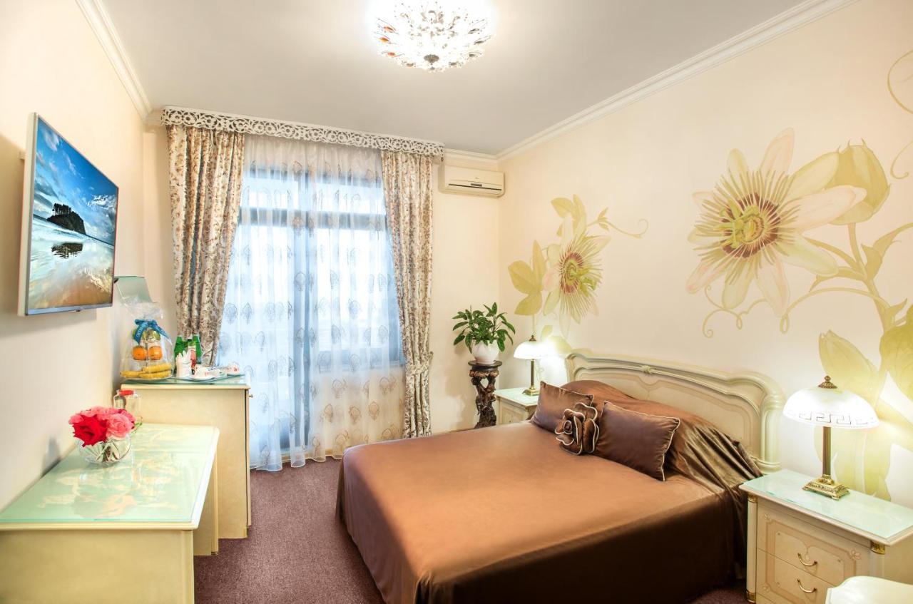 Sanatorium Oktyabrskiy Hotel Sochi Ngoại thất bức ảnh